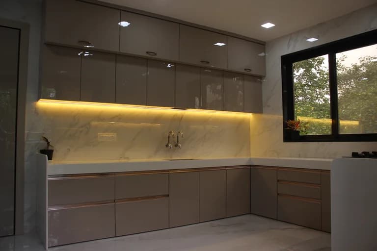 Luxury Modular Kitchen